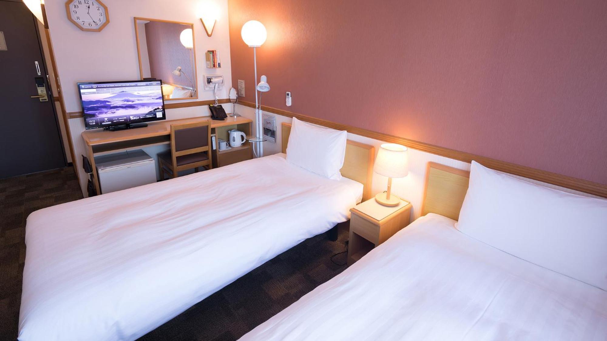 Toyoko Inn Kiryu Eki Minami Guchi Rum bild