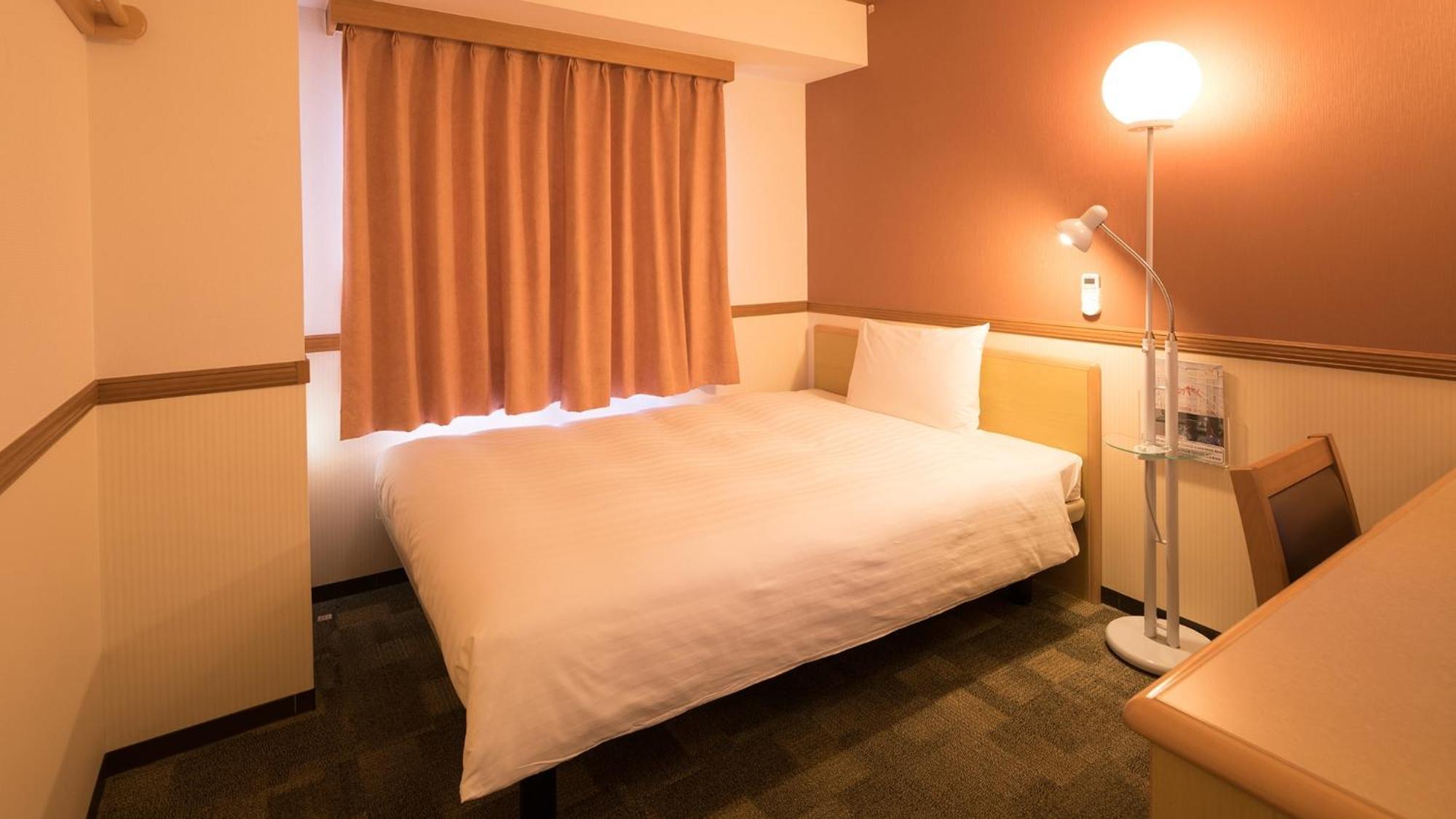 Toyoko Inn Kiryu Eki Minami Guchi Rum bild